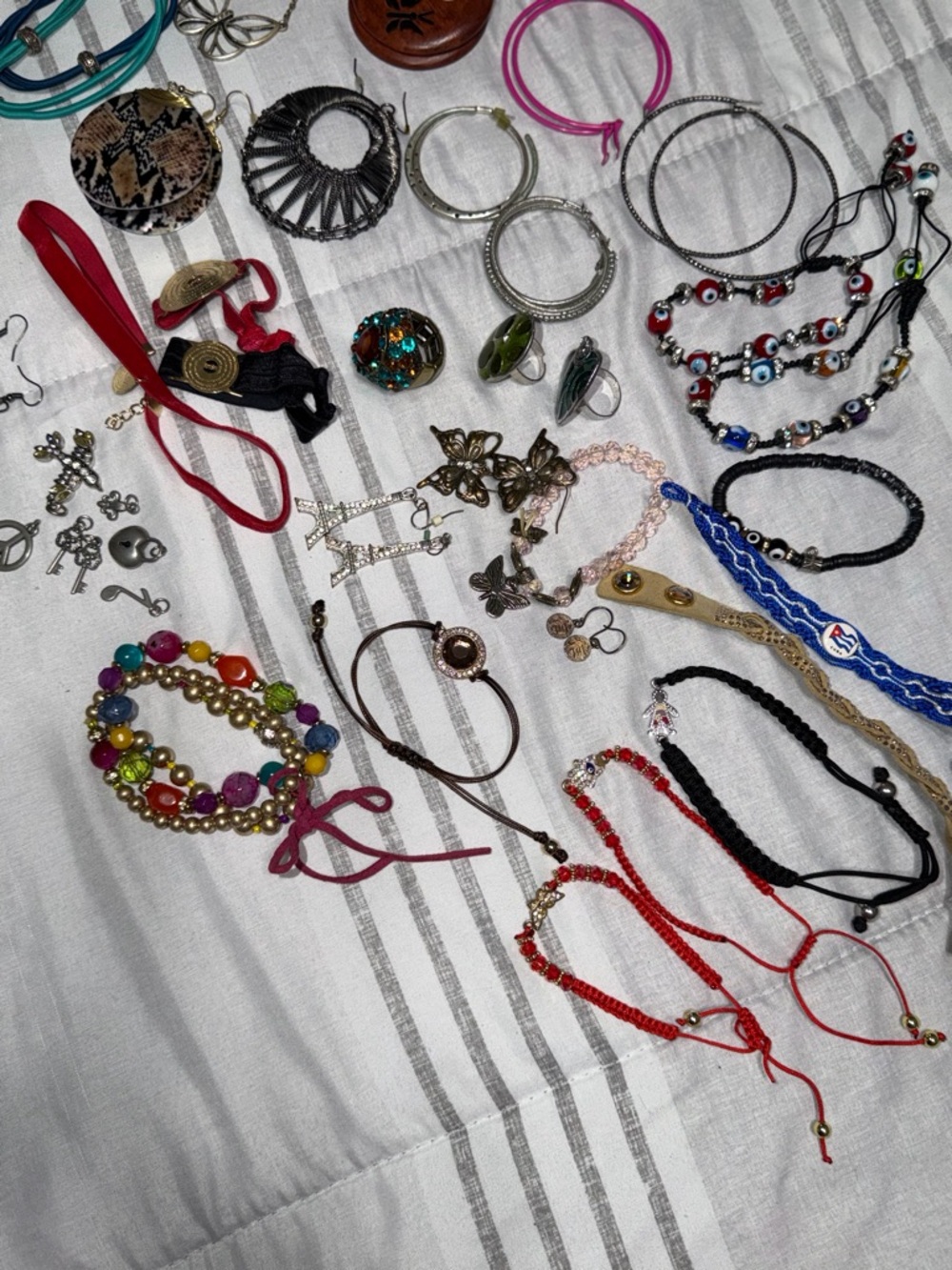 Jewelry Bundle - Picture 4 of 5